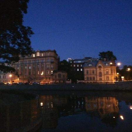 Charming St. Petersburg Apartment Dış mekan fotoğraf